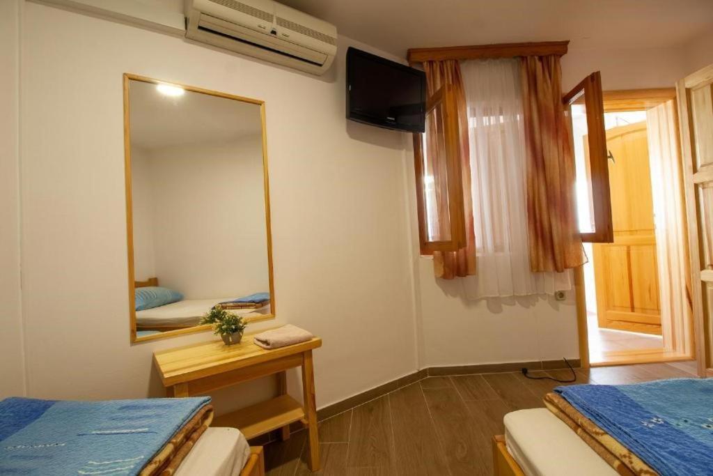 Bed And Breakfast Jadran 네움 외부 사진
